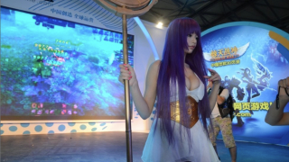 How China's Biggest Expo Polices Booth Babes